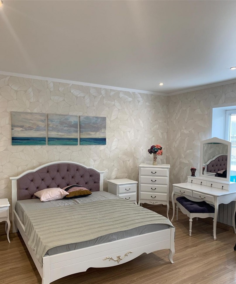 Кровать "Флоренция" с каретной стяжкой Кровать "Флоренция" с каретной стяжкой