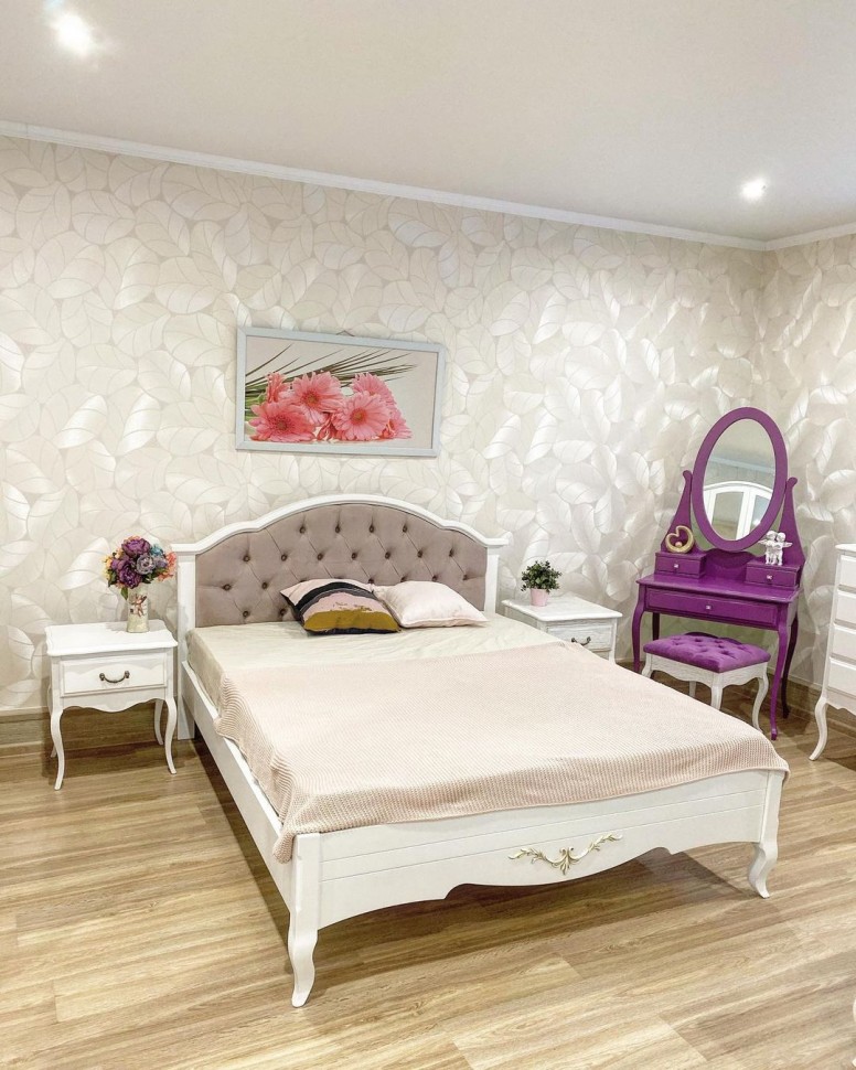 Кровать "Флоренция" с каретной стяжкой Кровать "Флоренция" с каретной стяжкой